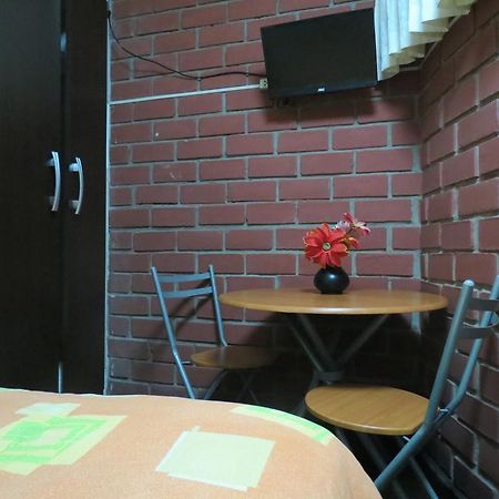 트루히요 Residencial El Sol De Los Pinos B&B 외부 사진