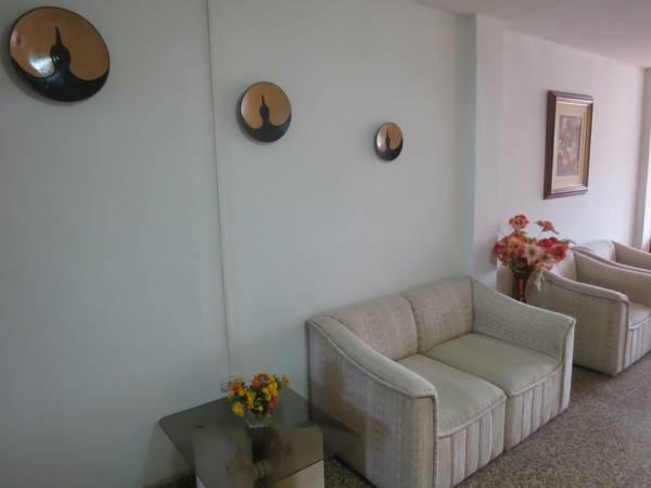 트루히요 Residencial El Sol De Los Pinos B&B 외부 사진