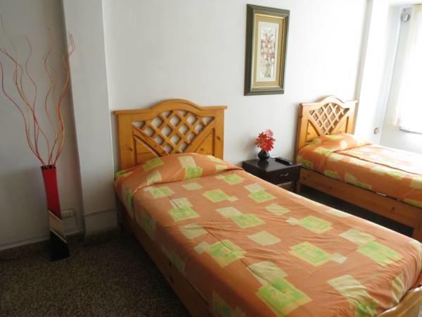 트루히요 Residencial El Sol De Los Pinos B&B 외부 사진